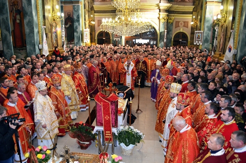 Поховали єпископа Софрона Мудрого.(ФОТО,ВІДЕО)